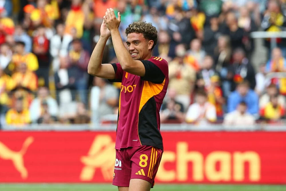 نائل العيناوي يثير اهتمام ريال مدريد وبرشلونة