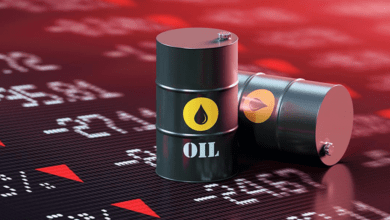 النفط يفقد 16% مع اتفاق وقف إطلاق النار وفتح مضيق هرمز