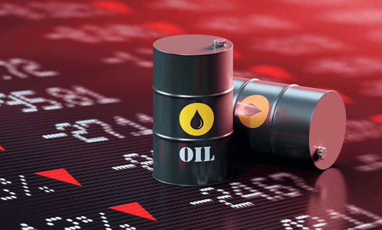 النفط يفقد 16% مع اتفاق وقف إطلاق النار وفتح مضيق هرمز