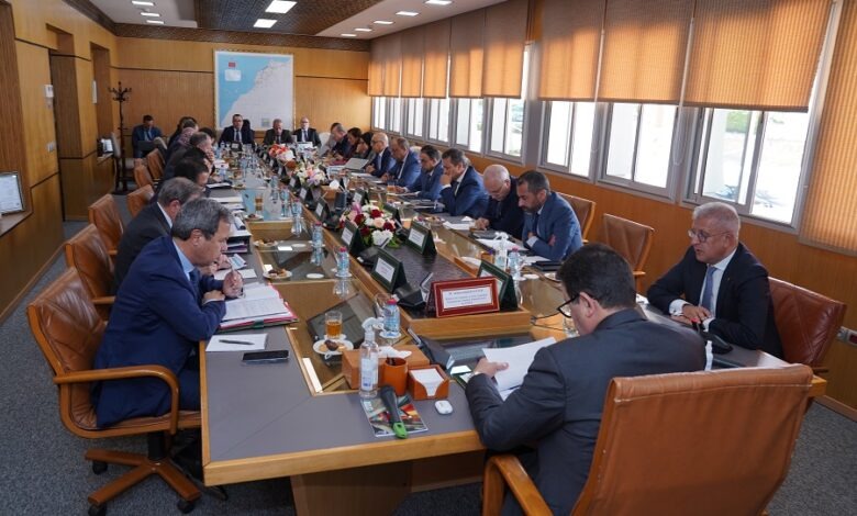 مكتب السكك الحديدية يحقق أداءً مالياً استثنائياً في 2025