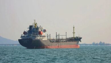 إيران تغلق مجددا مضيق هرمز وسط توتر متصاعد مع واشنطن