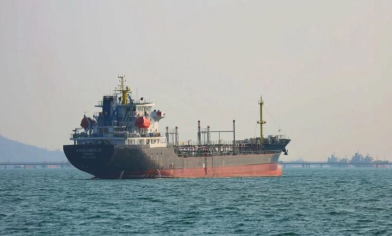 إيران تغلق مجددا مضيق هرمز وسط توتر متصاعد مع واشنطن