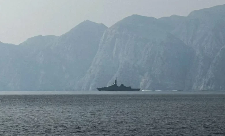 إيران تعلن فتح مضيق هرمز بالكامل