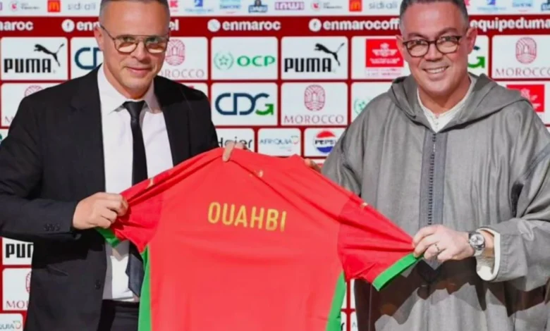 وهبي يؤكد استمراره مع المتخب الوطني حتى مونديال 2030