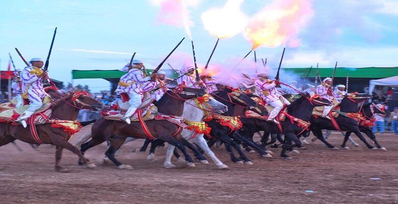 مهرجان "كريفات" للتبوريدة يستقطب 140 ألف زائر