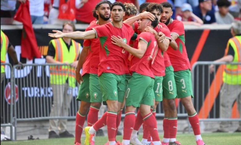 المنتخب المغربي يواجه اسكتلندا بعين على الدور المقبل