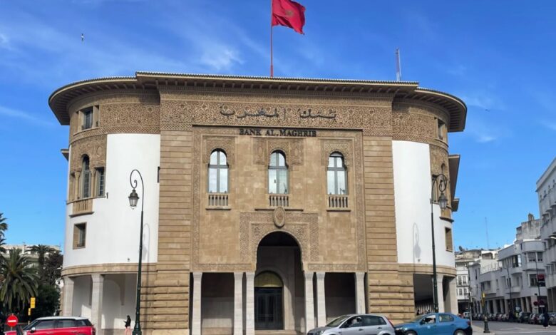 بنك المغرب يحذر من موجة احتيال إلكتروني تستغل كأس العالم
