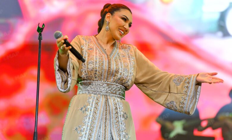 أسماء لمنور تؤكد نجوميتها في موازين بحفل استثنائي