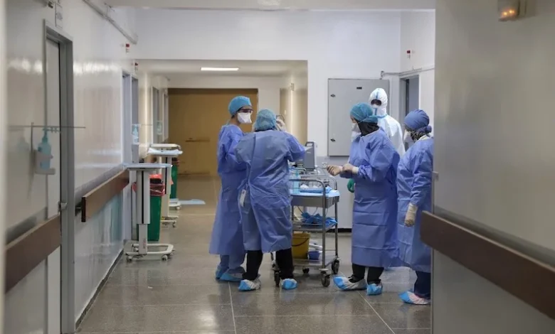 رفع تمثيلية الأطباء وتعزيز صلاحيات الهيئة.. أبرز مستجدات القانون 45.26