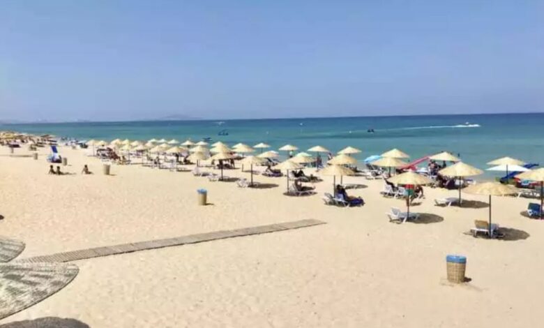 شاطئ الوليدية يتوج لأول مرة بـ"اللواء الأزرق"