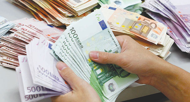 تحويلات مغاربة العالم تتجاوز 74.7 مليار درهم في سبعة أشهر