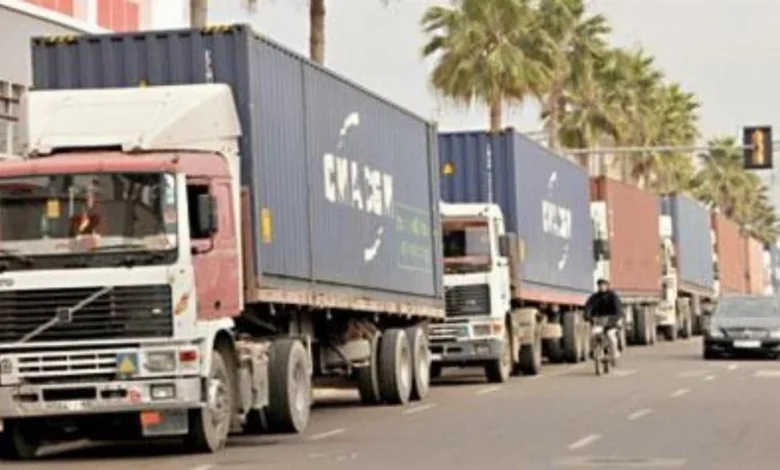 فتح الباب رقم 4 ليلا بميناء الدار البيضاء لتخفيف الازدحام