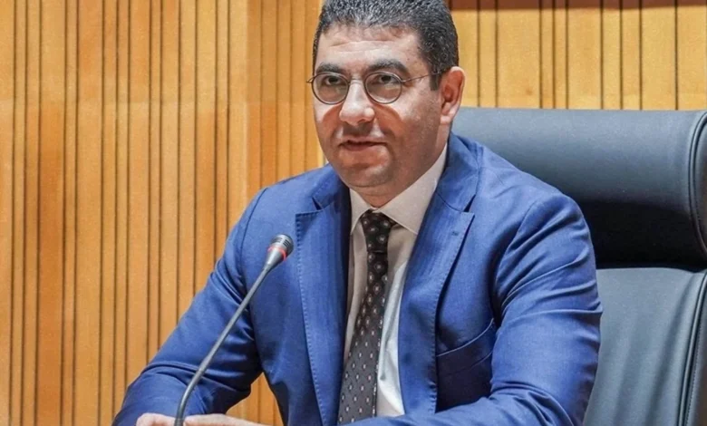 مرسوم حكومي يثبت اختصاصات بنسعيد في قطاع التواصل