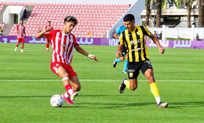 المغرب الفاسي يهزم حسنية أكادير ويتصدر البطولة الاحترافية